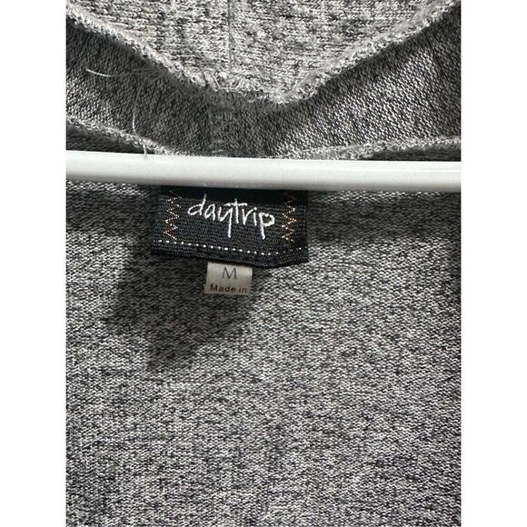 Daytrip Size Medium (M) Grey Swing Wrap Open Front Cardigan - Picture 4 of 4